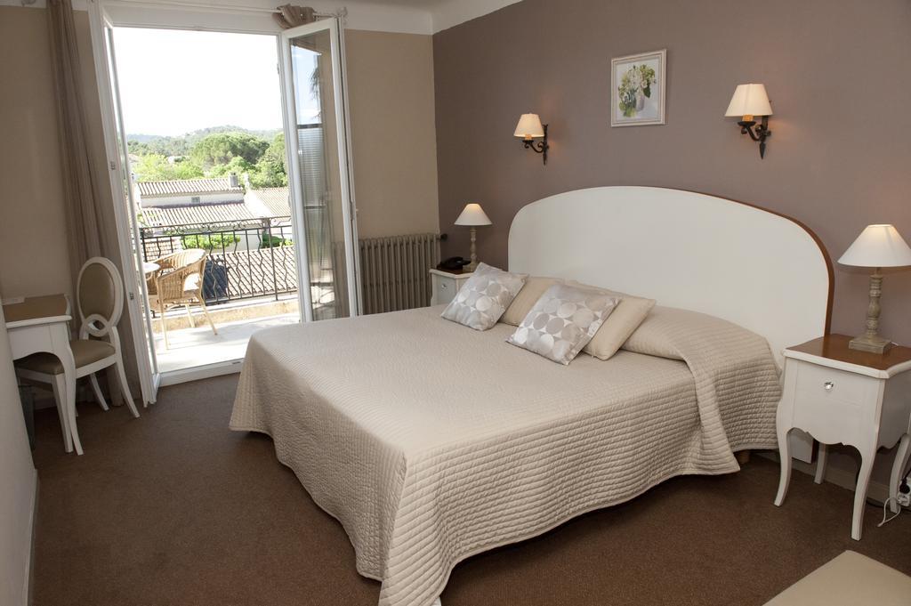 Le Castelet Des Alpilles Hotel Saint-Remy-de-Provence Luaran gambar